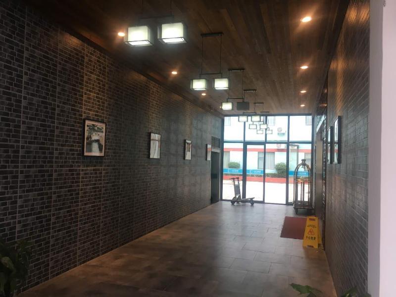 Shanghai Shuiting Holiday Hotel ภายนอก รูปภาพ